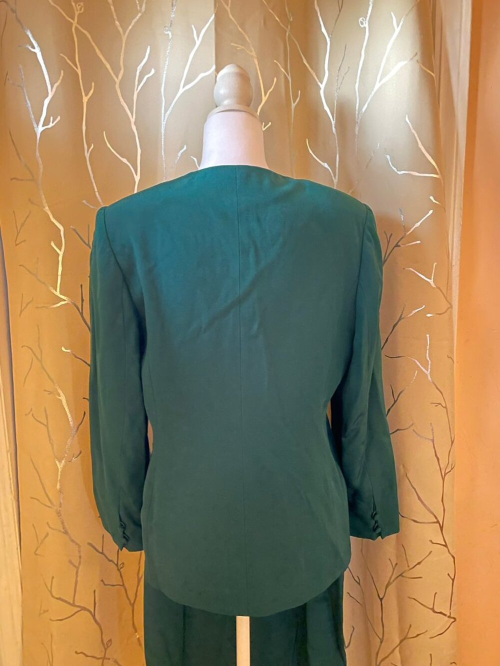 Valerie Stevens Silk Skirt Suit in Emerald Green - Picture 3 of 14